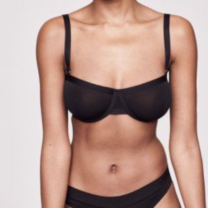 | black cuup balconette bra |